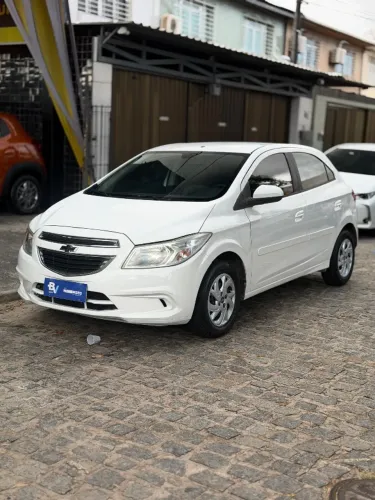 Chevrolet Onix Hatch LT 1.0 8V Flex Power Mec. 4P 2015