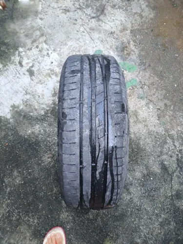 pneu Goodyear 165/60/15 semi