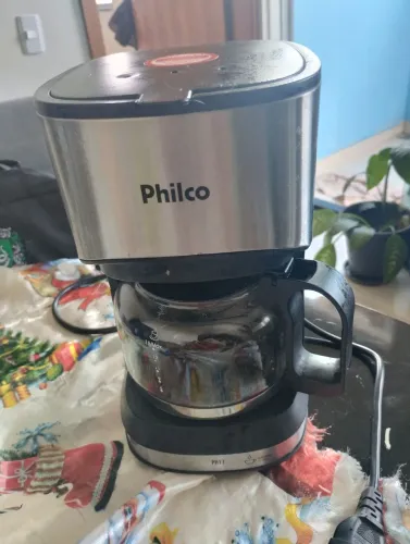 Cafeteira philco semi nova
