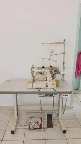 Maquinas de costuras: Ponto Candeia Maqi; Galoneira Sun Special