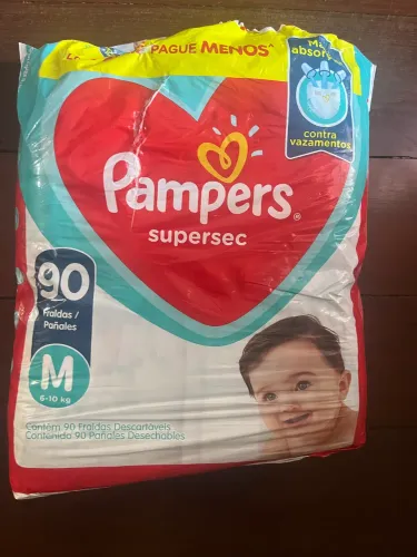 Fraldas Pampers M - 88unid