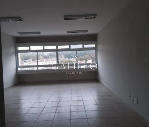 ALUGA Sala Comercial | 55m² a 165m² | Centro, Várzea Paulista | 1 WC | Excelente localizaç