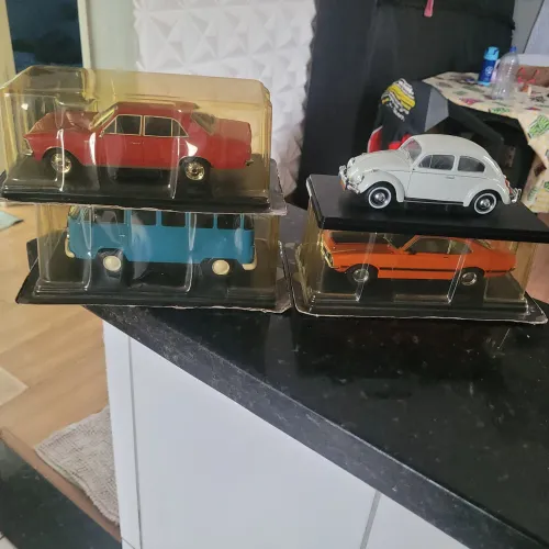 Miniaturas coleção 1/24