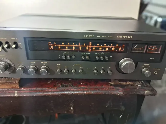 Vendo aparelho de som dos anos 70 telefunken receiver mol.hr.226.derk tc.400.toca disco ps
