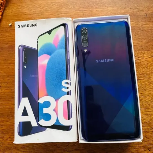 Samsung Galaxy A30s 64GB - Tela Super AMOLED (Muito Conservado)