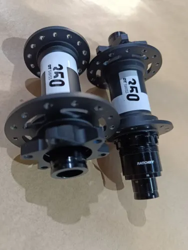 Par de cubos DT swiss 350 XD ratchet 28 furos boost 12x148 15x110 MTB