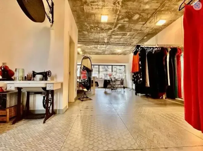 Sala / Conjunto Comercial à venda Avenida Osvaldo Aranha, Bom Fim - Porto Alegre