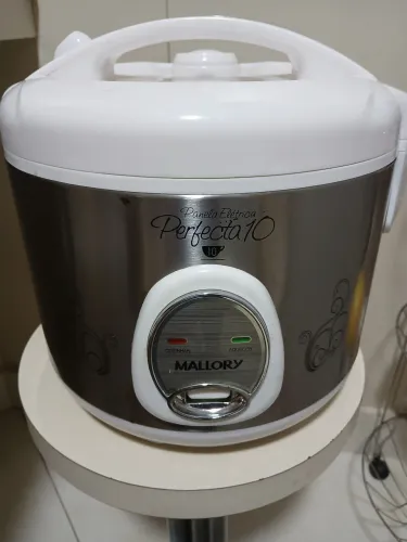 Panela elétrica de arroz 10 xícaras (110v)