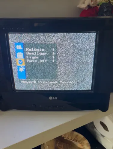 TV LG antiga 