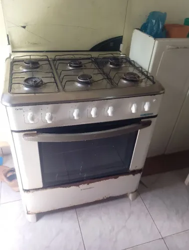 Vendo fogão 6 bocas