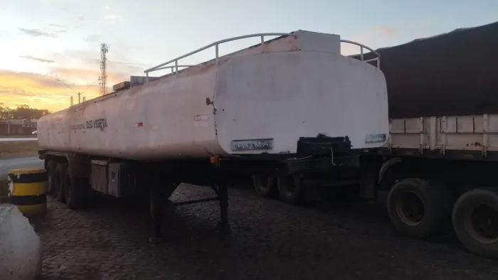 Semi reboque