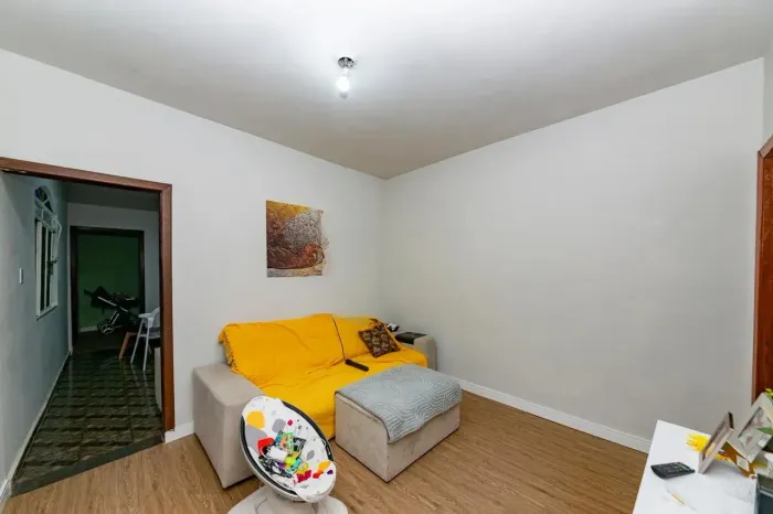 Casa à Venda - Nova Gameleira, 2 Quartos, 350 m2