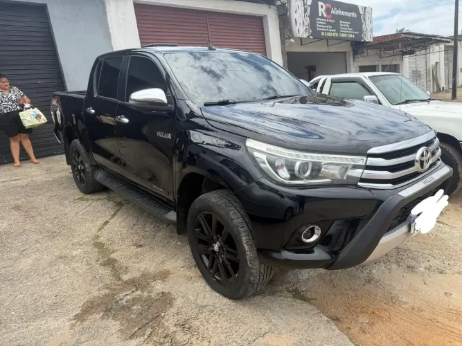 Toyota Hilux CD SRX 4X4 2.8 TDI 16V Diesel Aut. 2018