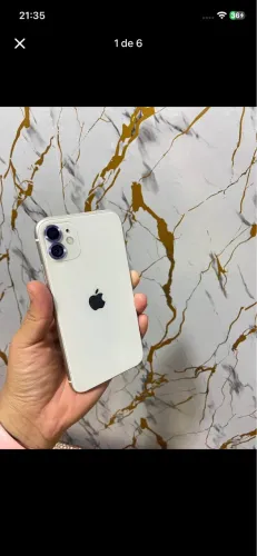 iPhone 11 Em perfeitas condições, sem defeitos.
