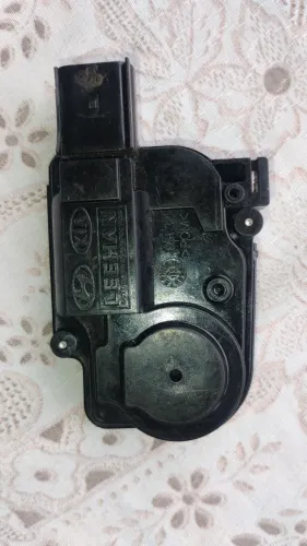 Motor trava elétrica hb20