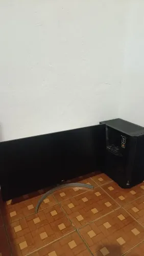 Computador com monitor 29 polegadas