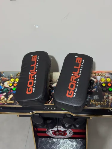 Aparador de Muay Thai e KickBoxing ( Zerado )