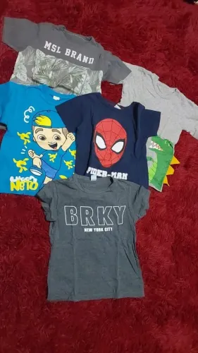Lote - camisetas 6/7 anos