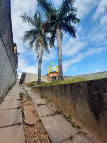 Oportunidade de imóvel para investidores. Lote de 528 m² à venda no Bairro Copacabana .