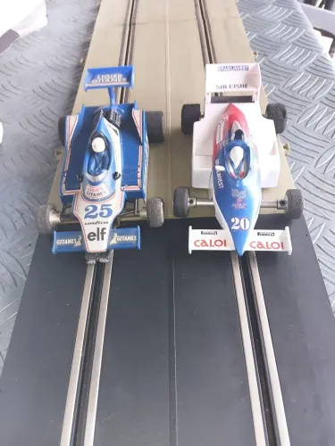 Autorama estrela dois carrinhos: Chico Serra- Fittipaldi / Jacques Laffite - Ligier