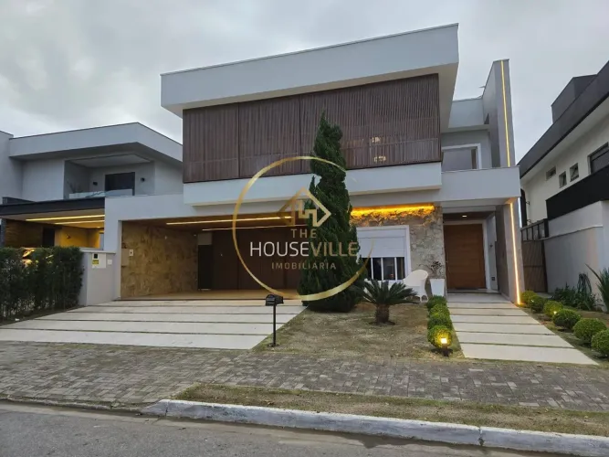 Sobrado em condomínio, 5 Dormitórios (4 Suítes), Jardim do Golfe 3.