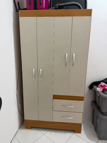 Guarda roupa