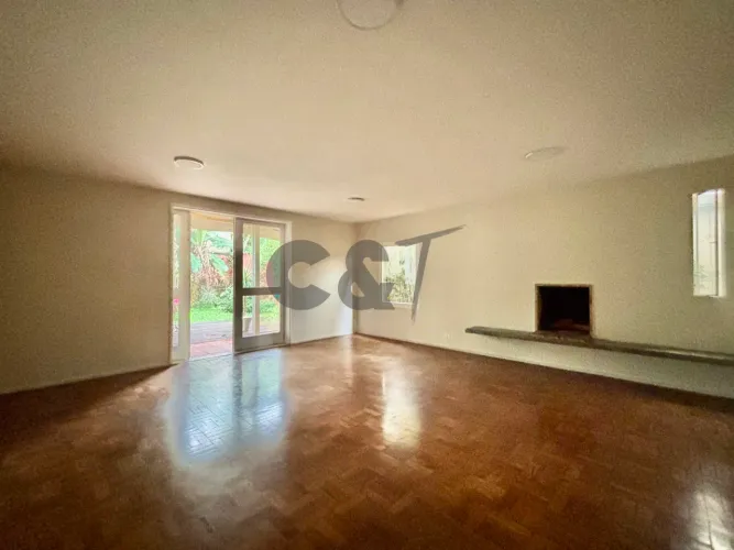 Sobrado Residencial - 3 Dormitórios (1 Suíte) à Venda no Alto da Boa Vista - São Paulo/SP