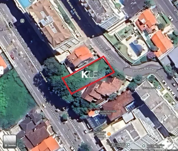 Terreno a venda em Coqueiros!!