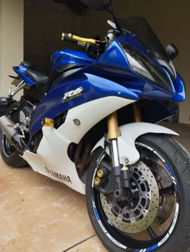 R6 Yamaha
