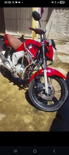 Titan 150 2015 mix, pneu levorim sem câmara,  protetor de carenagem.  Doc e mecânica ok