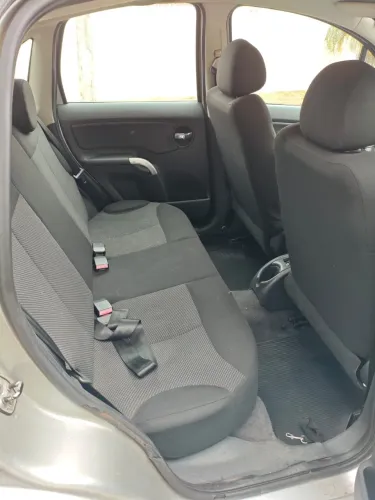 Citroen C3 GLX 1.4/ GLX Sonora 1.4 Flex 8V 5P 2011