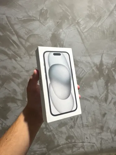 iPhone 15 128gb LACRADO