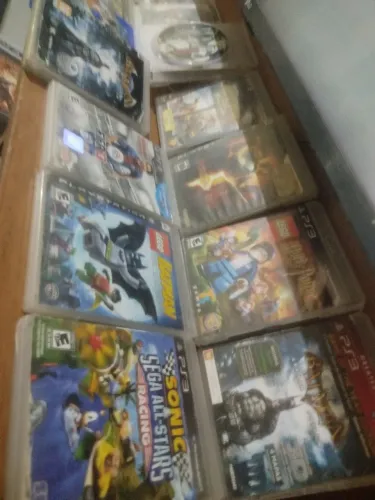 Ps3 jogos Aparti de 12 reais não envio Olx pay