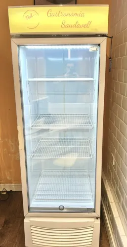 Freezer expositor vertical Fricon 565 L porta de vidro VCED565