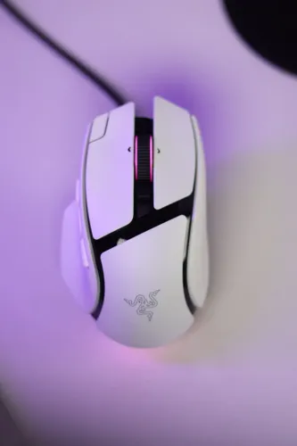 Razer Basilisk v4 pro e Razer dock v2 pro (INÉDITOS NO BRASIL)