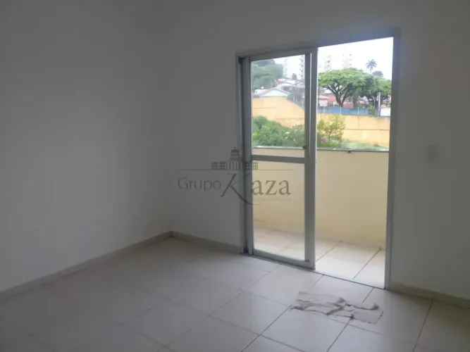 Oportunidade - Apartamento - Condomínio Solar dos Girassóis - Centro - 3 Dormitórios - 100