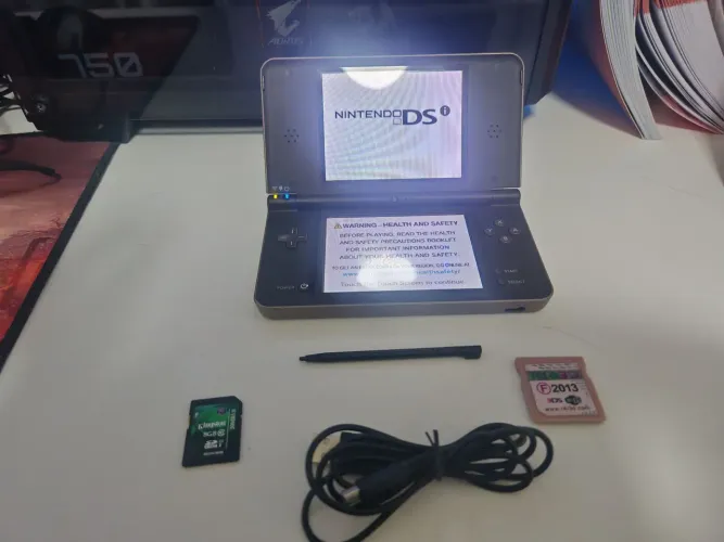 Nintendo dsi xl