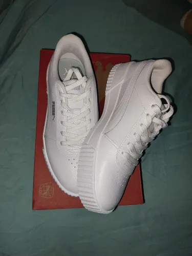 Puma White Tam 36