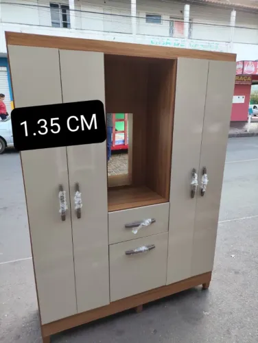 GUARDA ROUPA LAYANE, NOVO