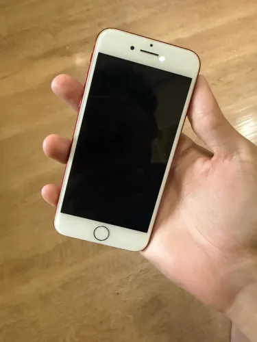 iphone 7 vermelho para retirada de peça