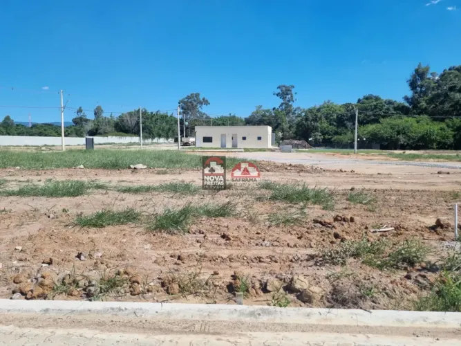Venda de Terreno no Condomínio Sol Nascente em Pindamonhangaba/SP