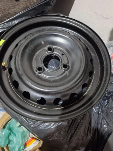 Roda de ferro seminova