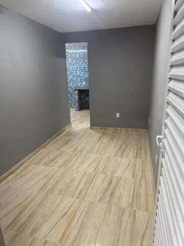Alugo Apartamento 1 quarto com tudo incluso no preço.