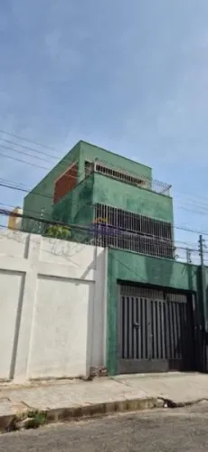 Casa com 3 quarto(s) no bairro Centro Sul em Cuiabá - MT