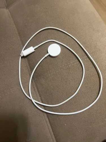 VENDO CARREGADOR DE APPLE WATCH ORIGINAL