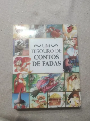 Livro Um Tesouro de Contos de Fadas