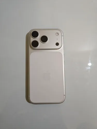 iPhone 17 Pro 256GB - Novo / Nunca Usado (Aparelho e Carregador)