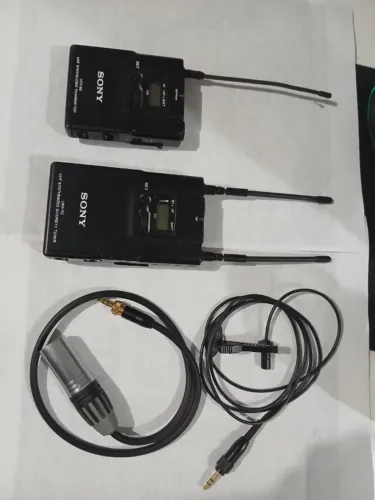 Microfone de lapela Sony URX-P2