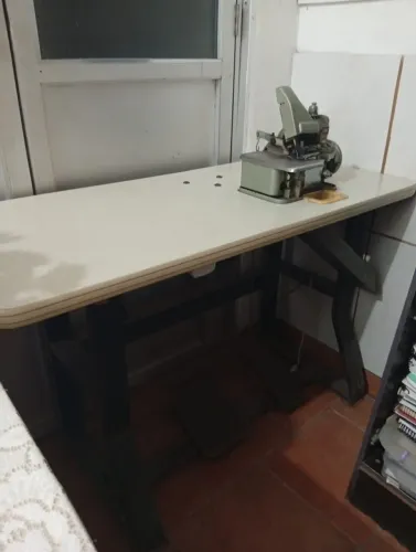Máquina de overloque