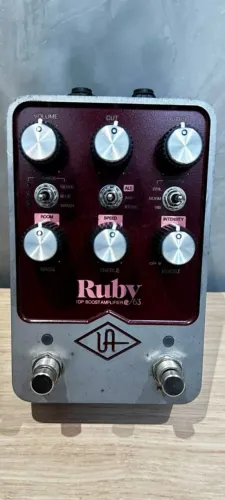 Pedal Ruby Universal áudio